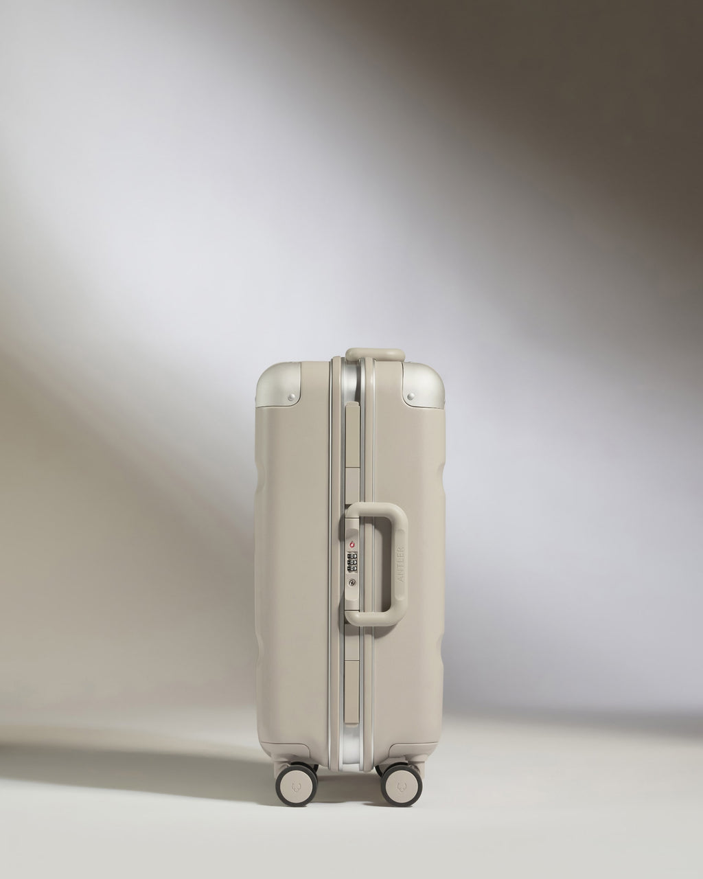 Cabin Suitcase in Sandstone - Heritage Stripe
