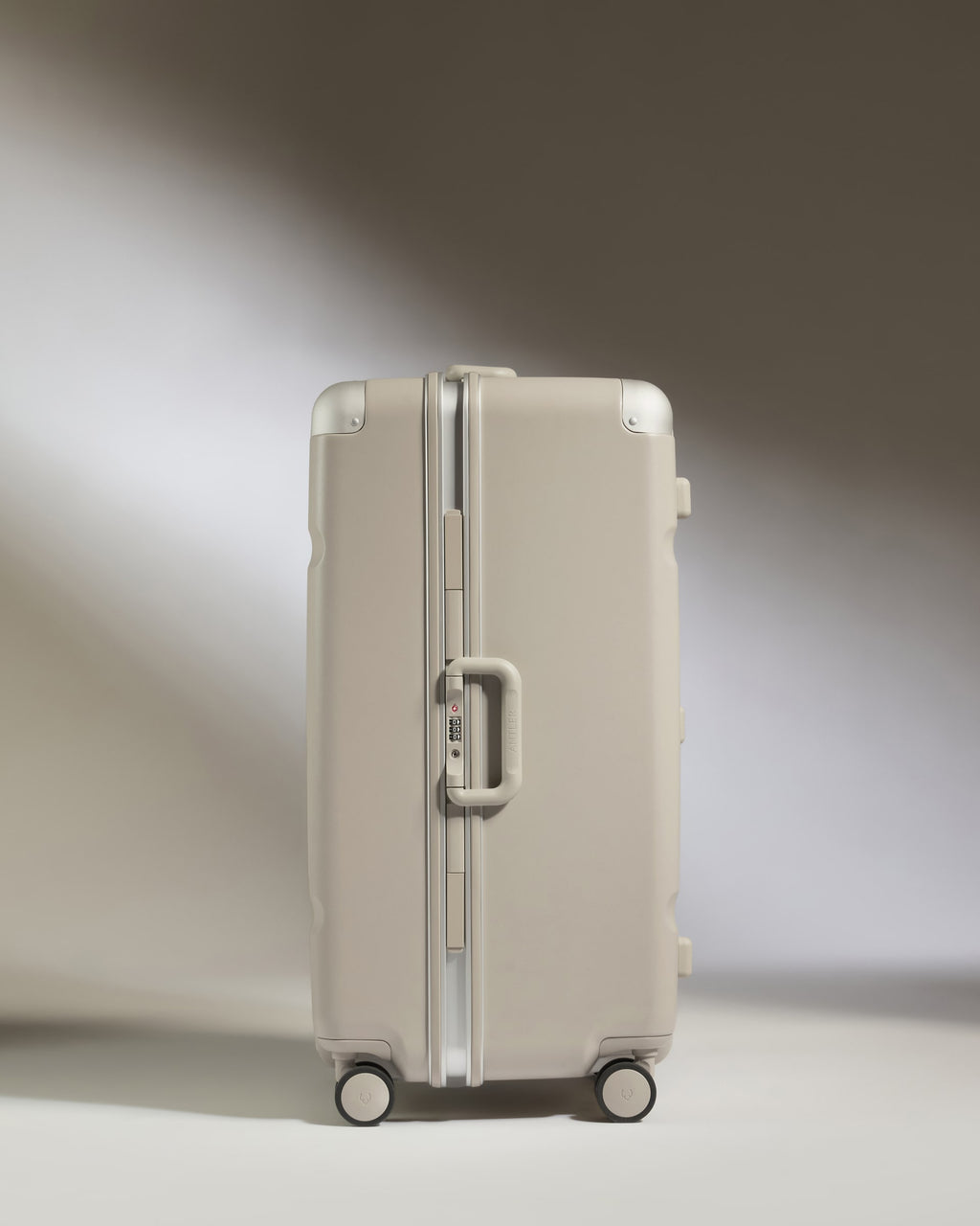 Trunk Suitcase in Sandstone - Heritage Stripe