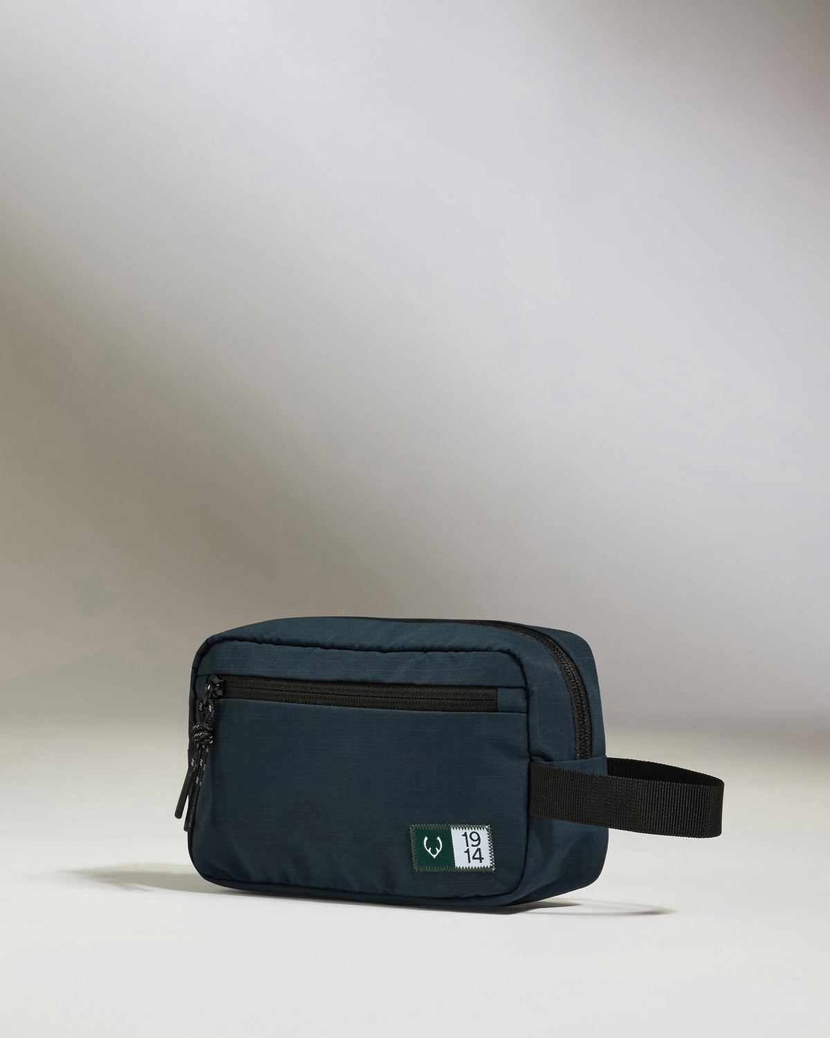 Essential Wash Bag in Navy
