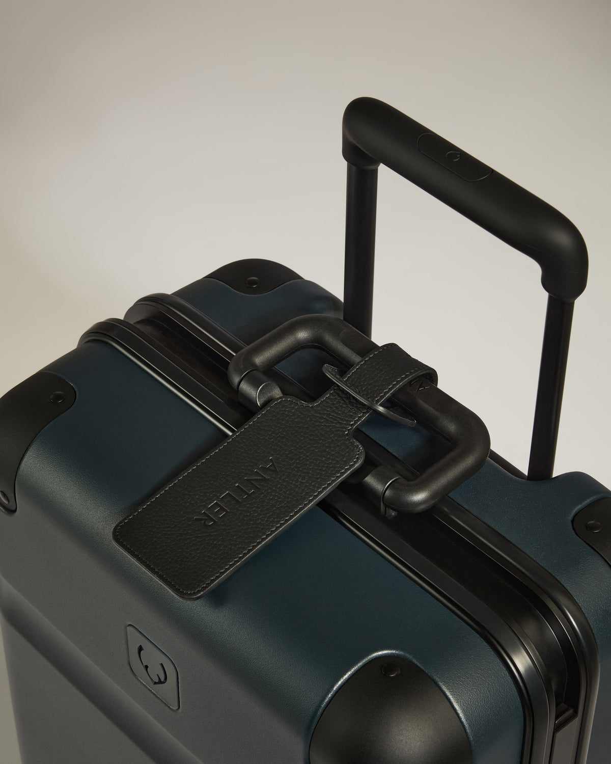 Luggage Tag in Black Leather - Heritage