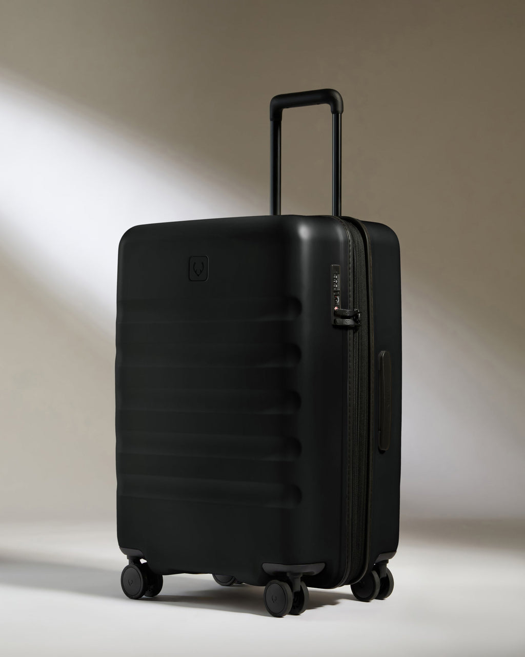 Expandable Cabin Suitcase Set in Black - Icon Stripe