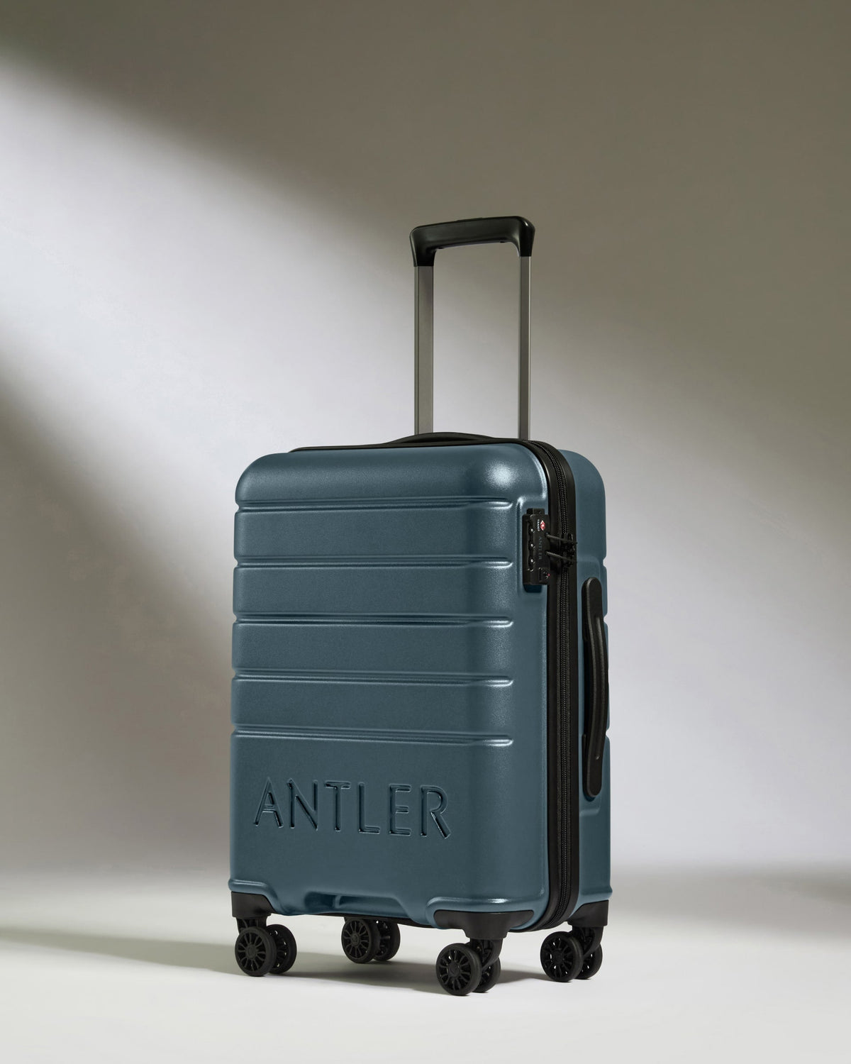Suitcase Set in Blue Grey - Logo