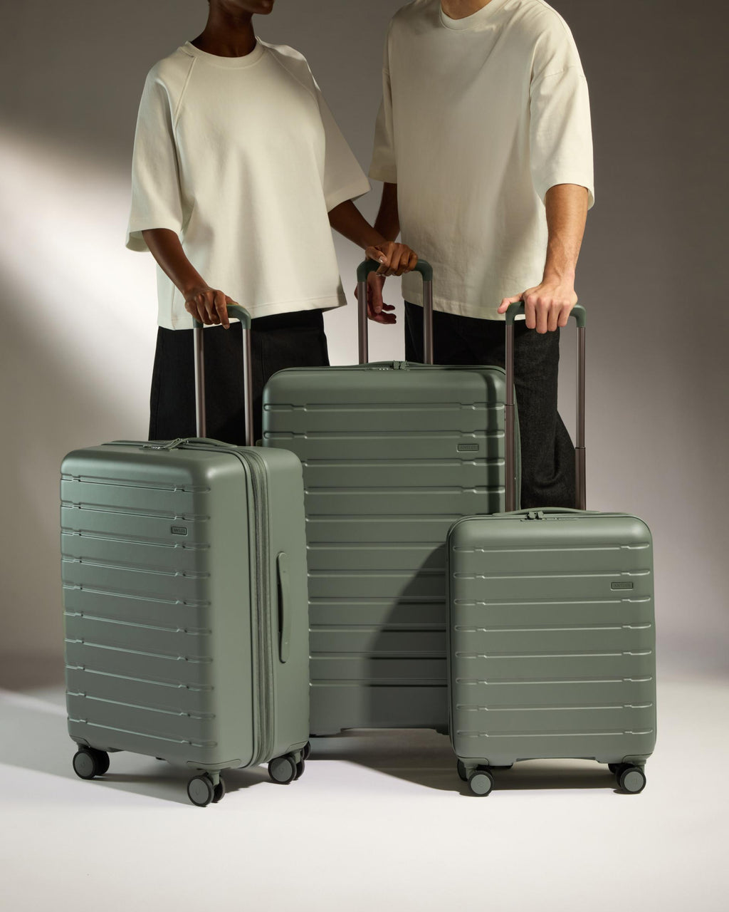 Suitcase Set in Field Green - Stamford 2.0