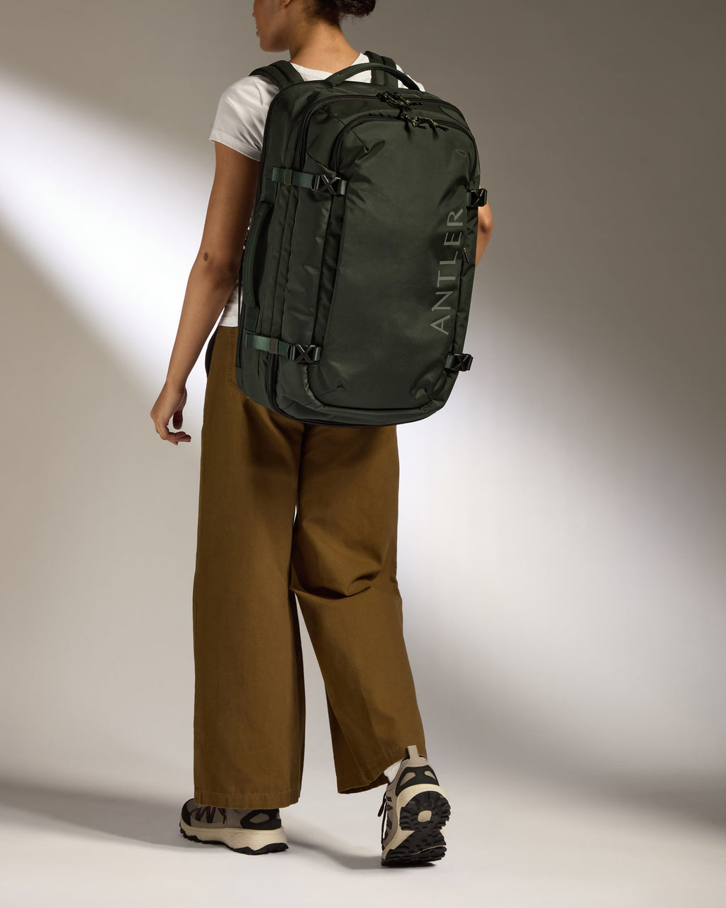 Discovery 60L Hybrid Duffle Backpack in Dark Forest Green
