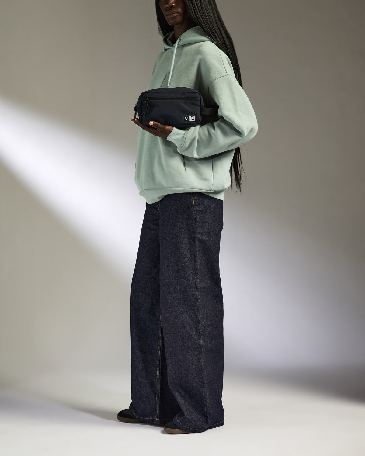 Essential Wash Bag in Navy
