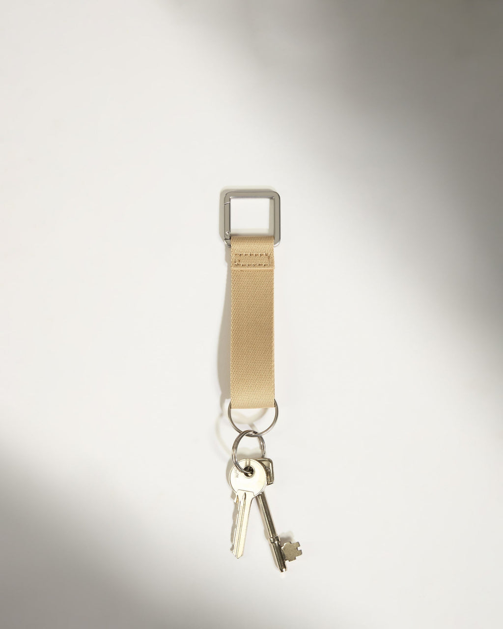 Icon Keyring in Sand