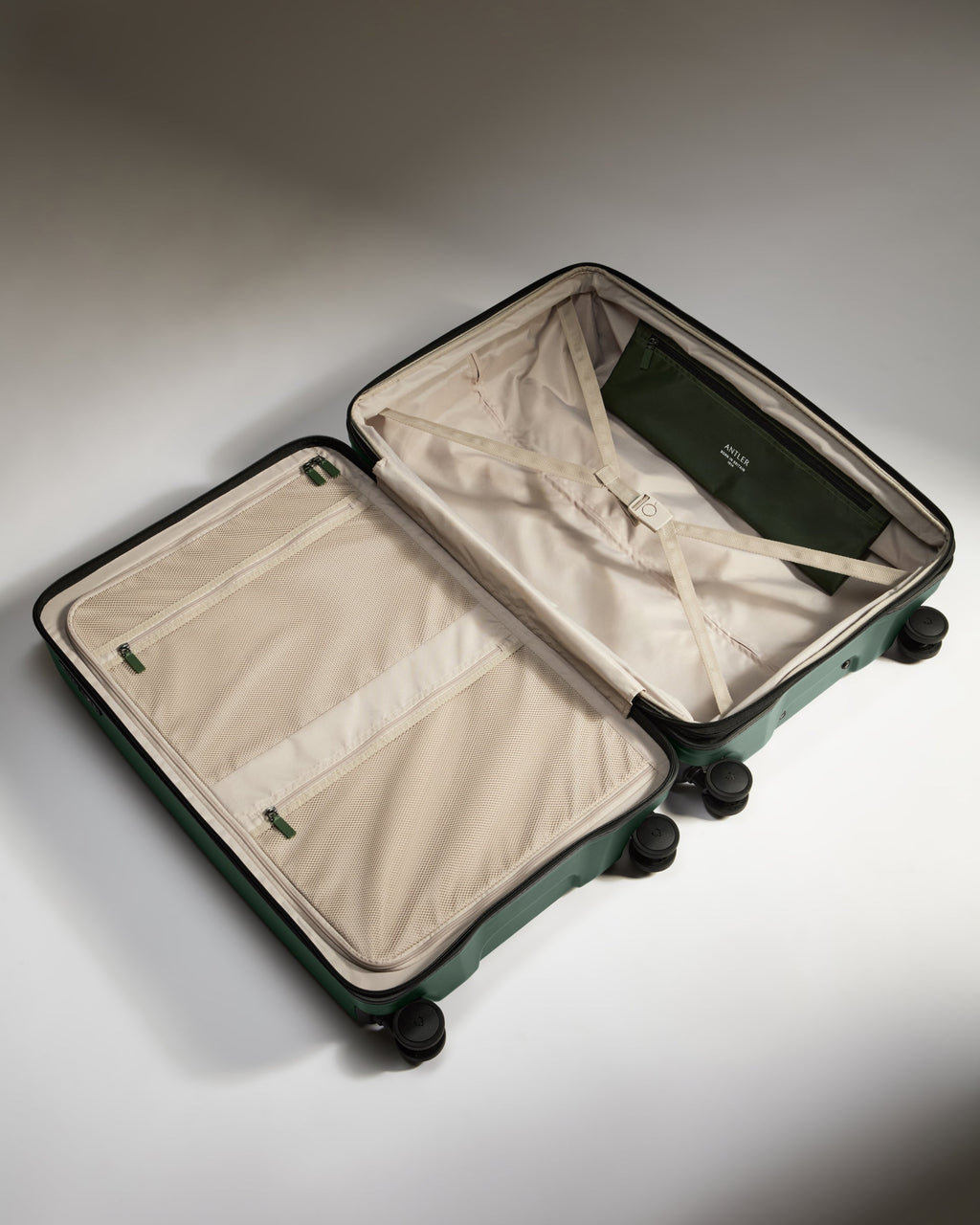 Cabin with Pocket Suitcase Set in Antler Green - Icon Stripe