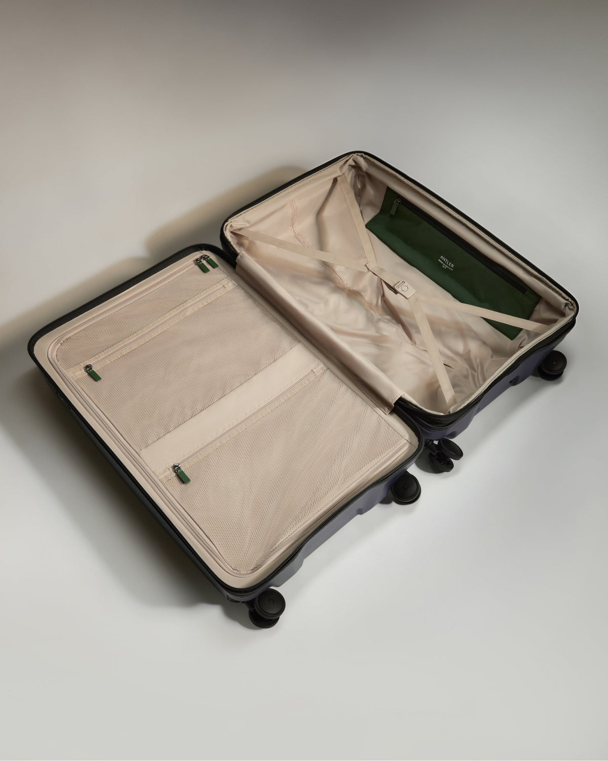 Cabin with Pocket Suitcase Set in Indigo Blue - Icon Stripe