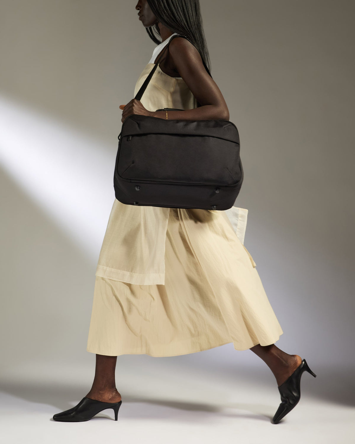 Overnight Bag in Black - Urban Light