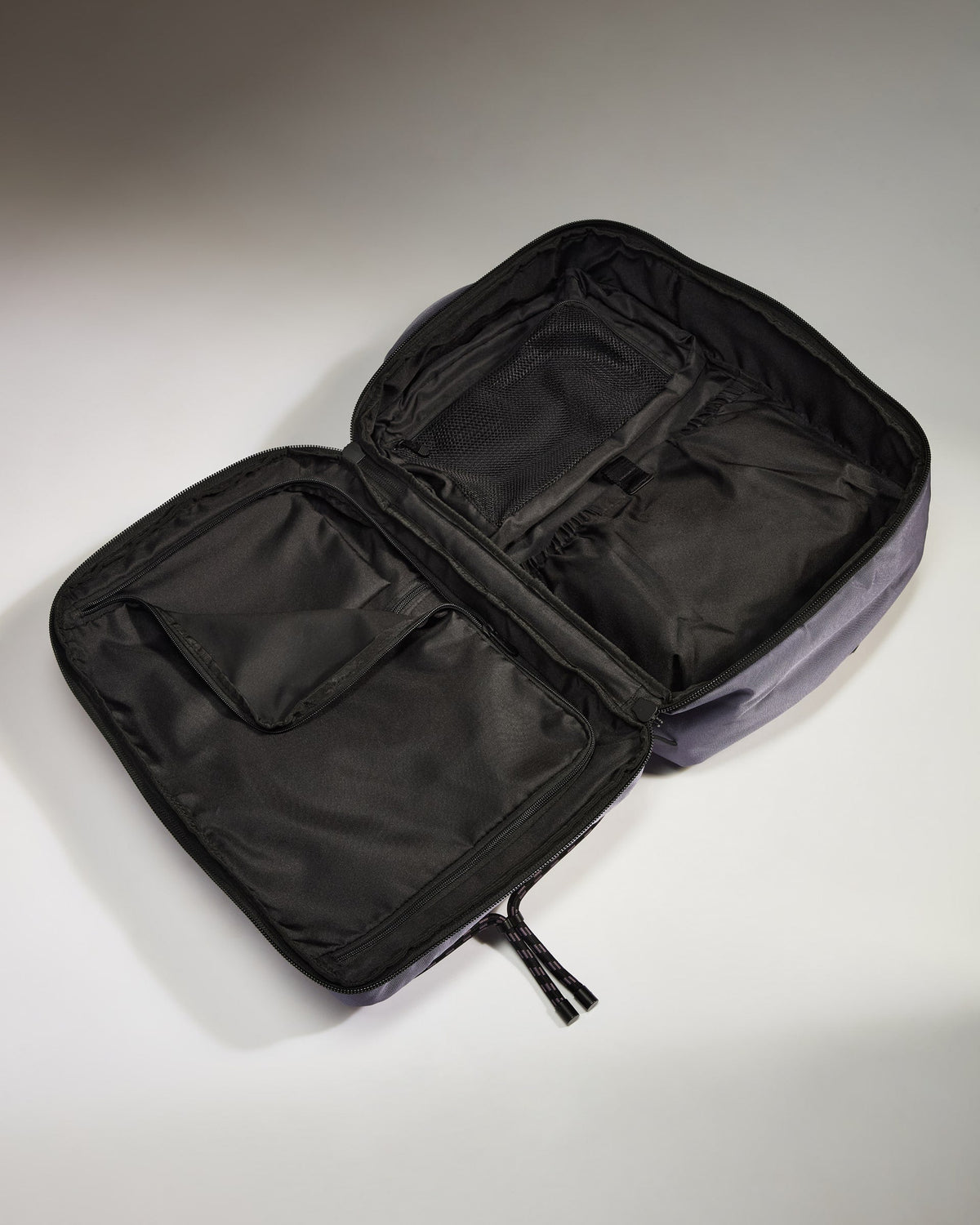 Discovery 28L Backpack in Meadow Purple
