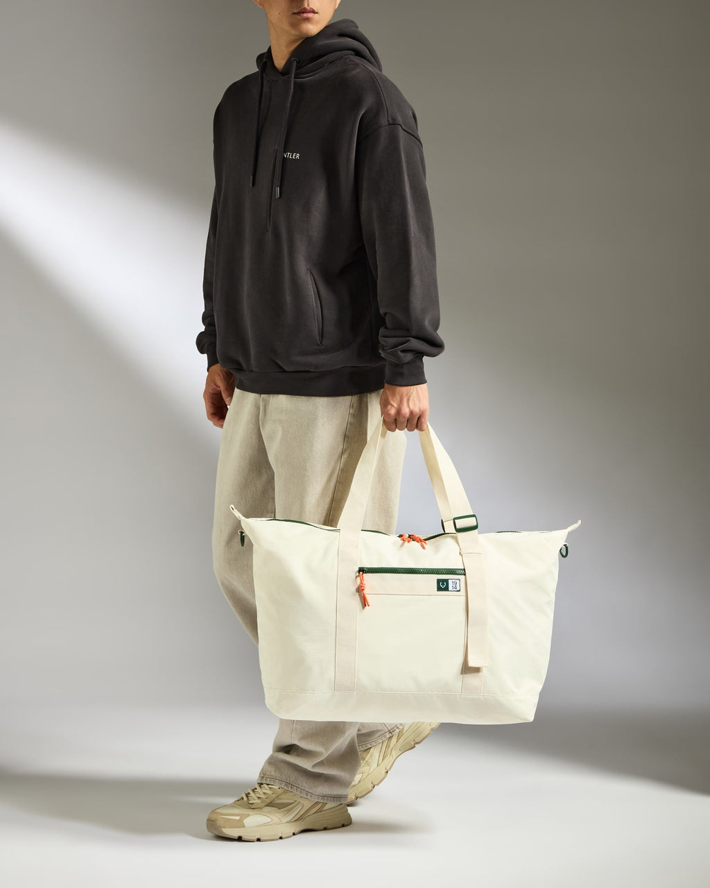 Essential Weekender Bag in Stone