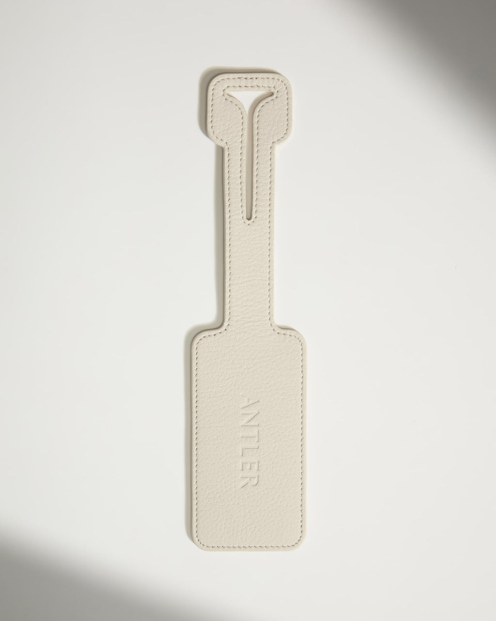 Luggage Tag in Sandstone Leather - Heritage