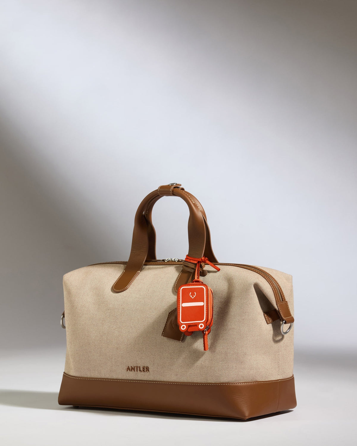 Heritage Leather AirPods Case in Coral