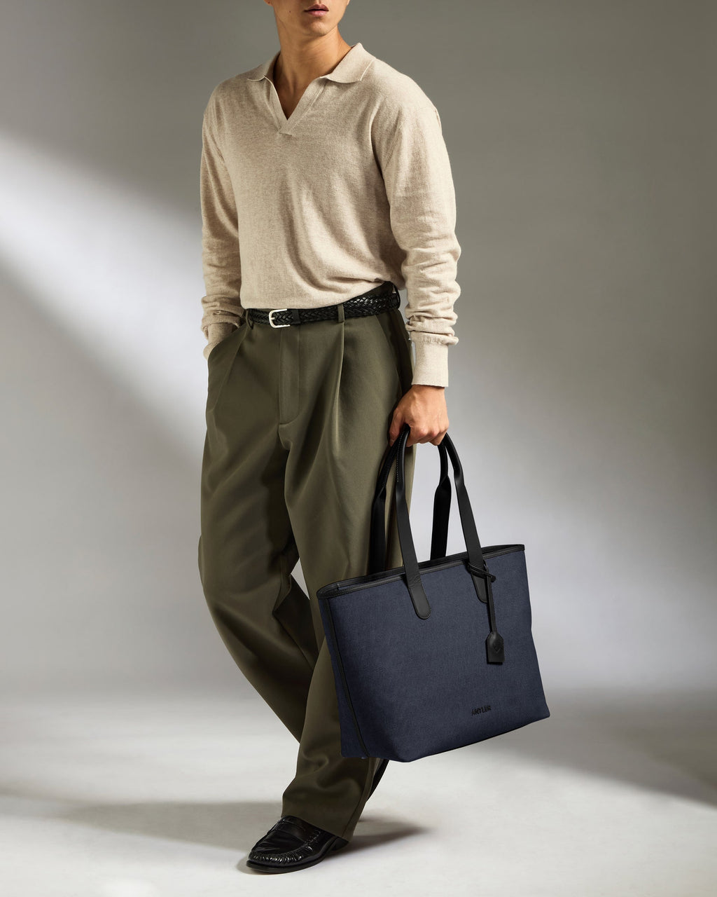 Heritage Tote Bag in Navy