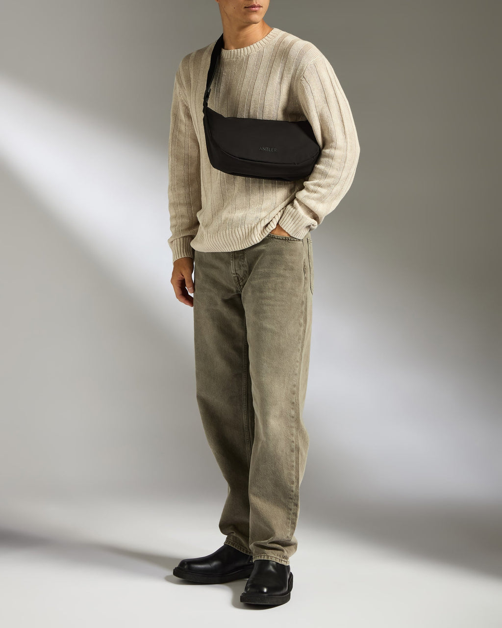 Icon Slingbag in Black