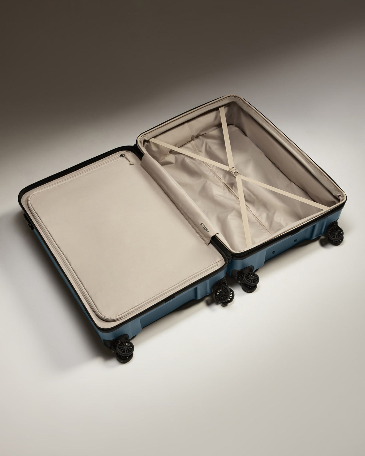 Suitcase Set in Blue Grey - Logo