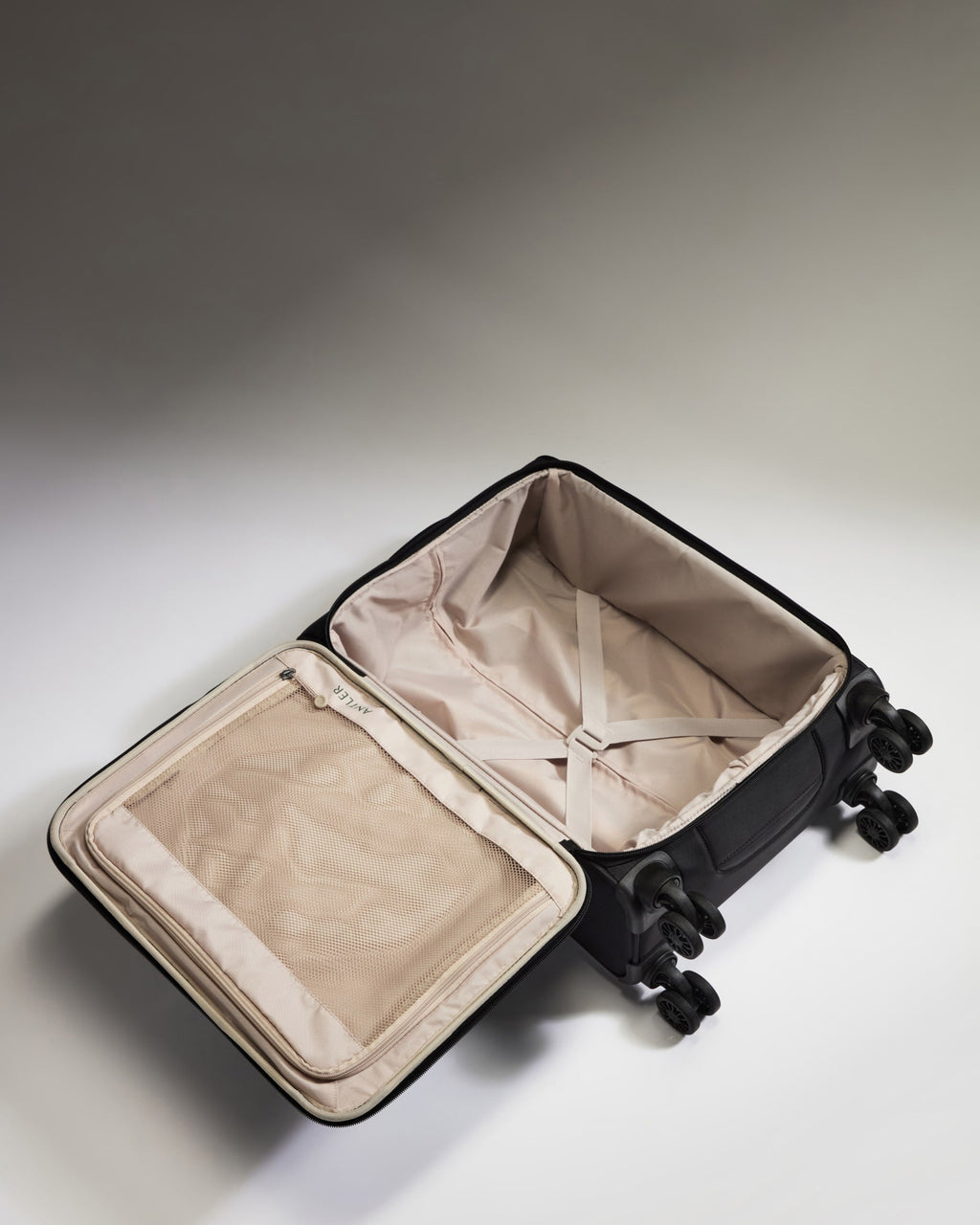 Lightest Cabin Suitcase in Black - Soft Stripe 2.0