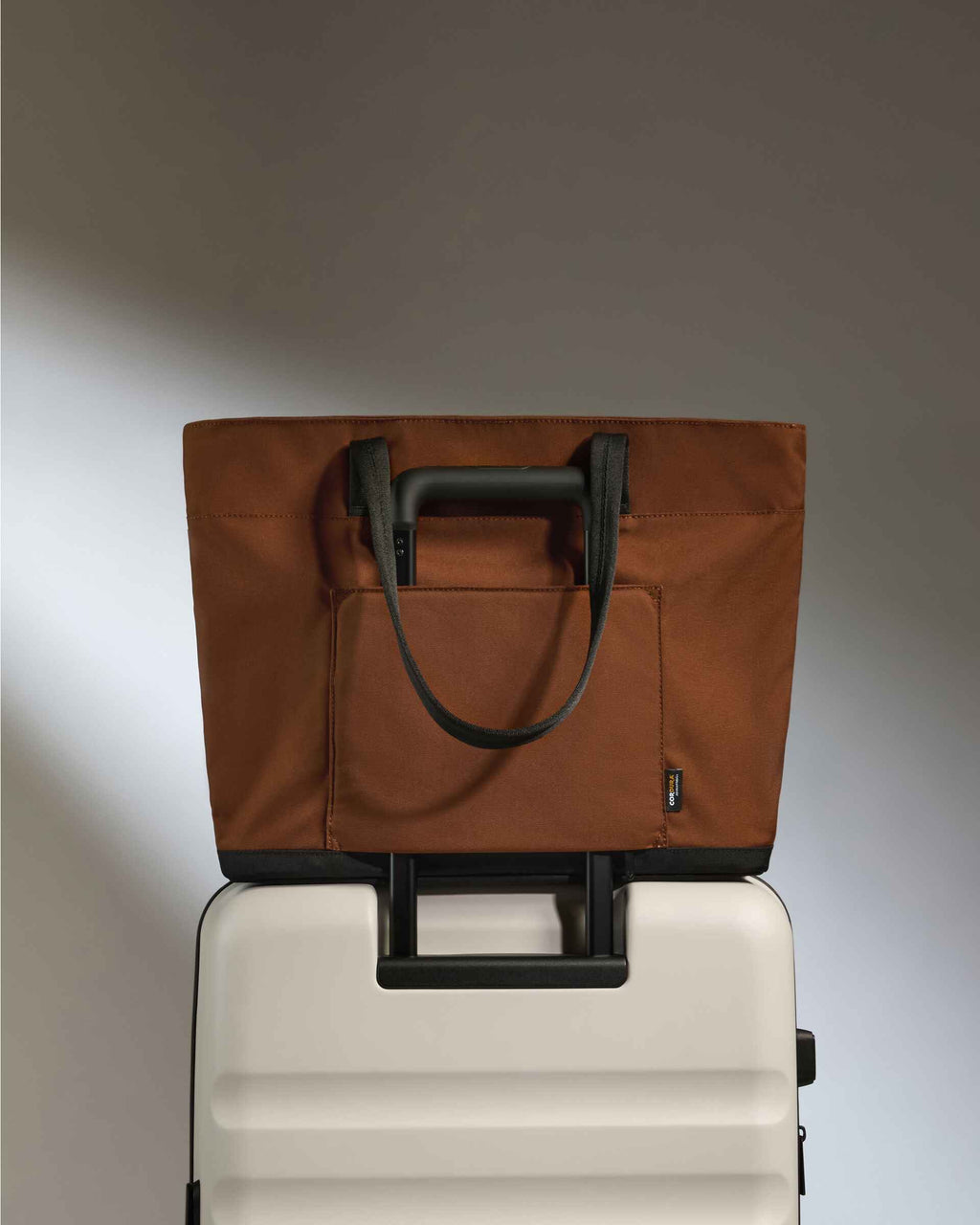 Urban Core Tote Bag in Clay Brown