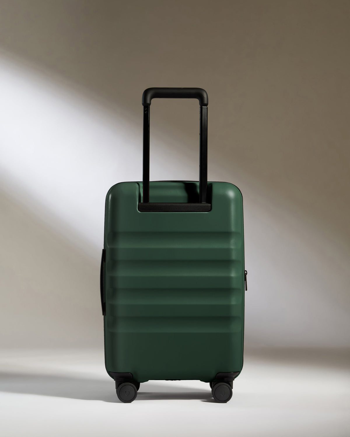Expandable Cabin Suitcase in Antler Green - Icon Stripe