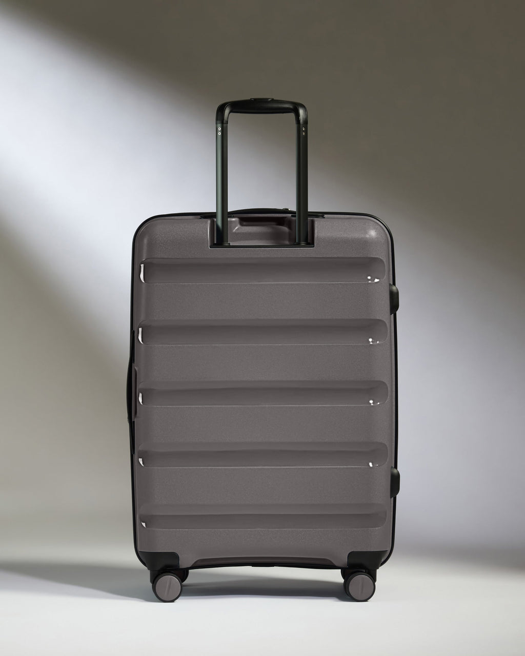 Medium Suitcase in Gloss Gull Grey - Logo Stripe