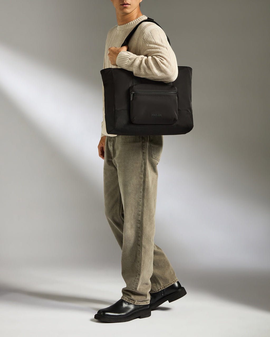 Icon Tote Bag in Black