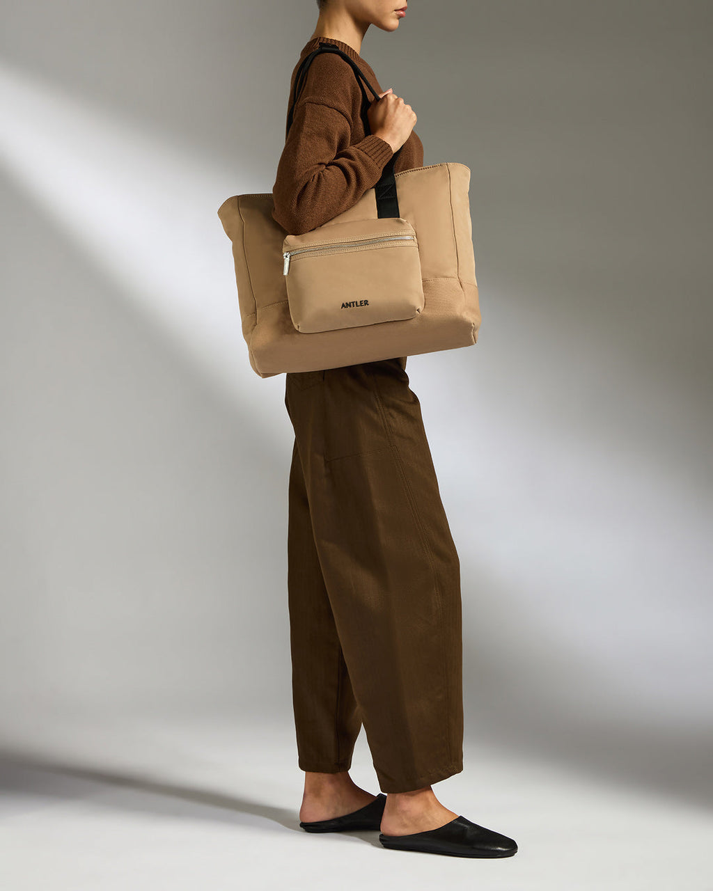 Icon Tote Bag in Sand