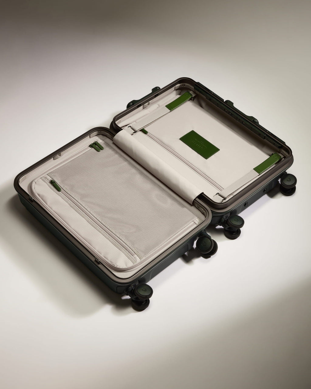 Cabin Suitcase in Dark Forest Green - Heritage Stripe
