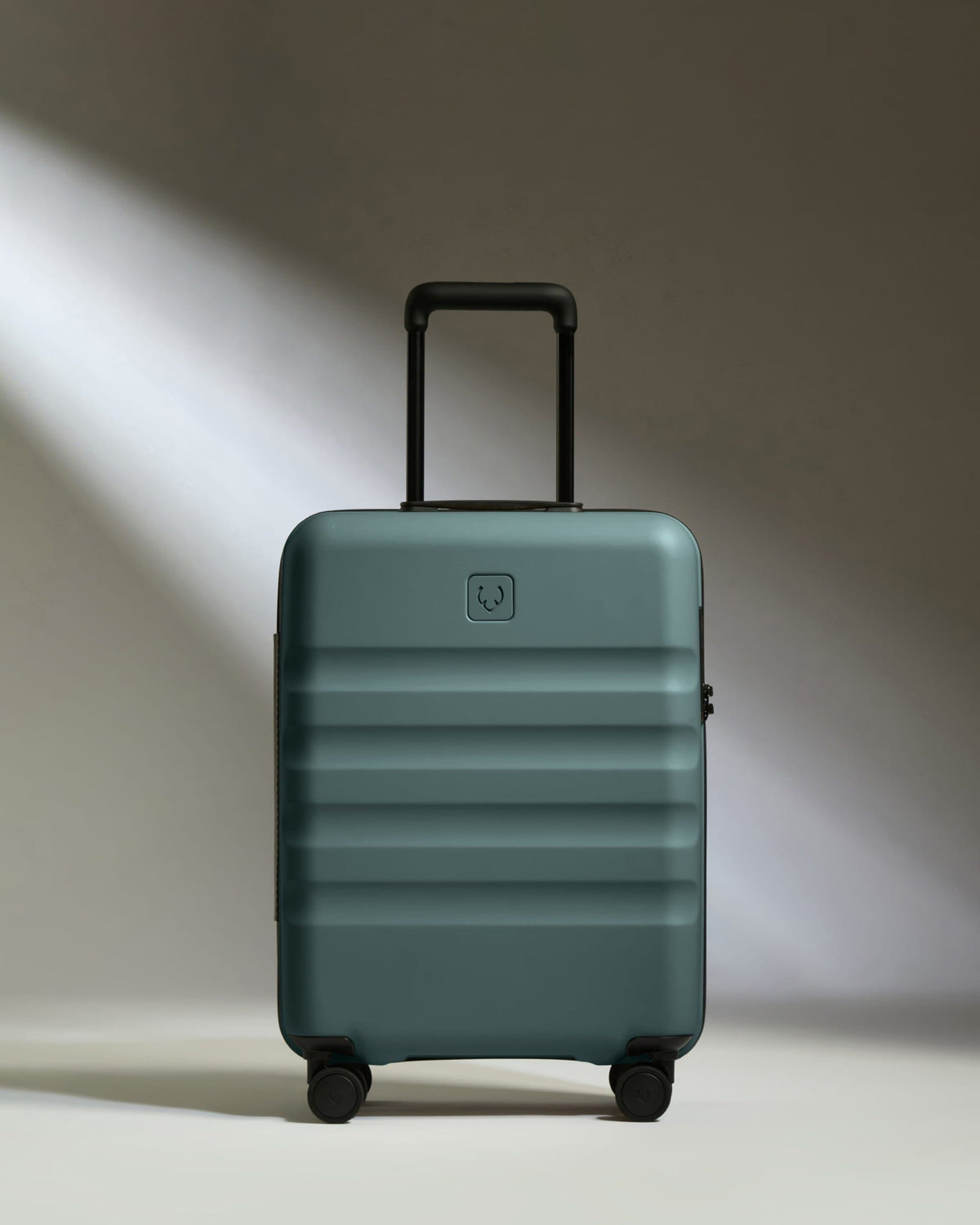 Cabin Suitcase in Glade Blue - Icon Stripe