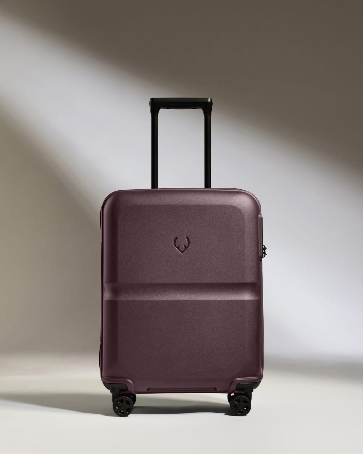 Cabin Suitcase in Lagoon Purple - Single Stripe