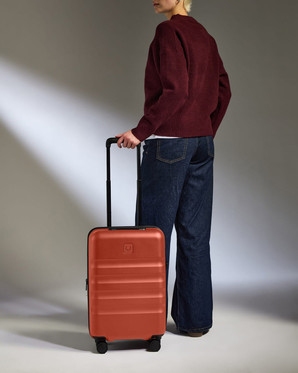 Expandable Cabin Suitcase in Buckthorn Red - Icon Stripe