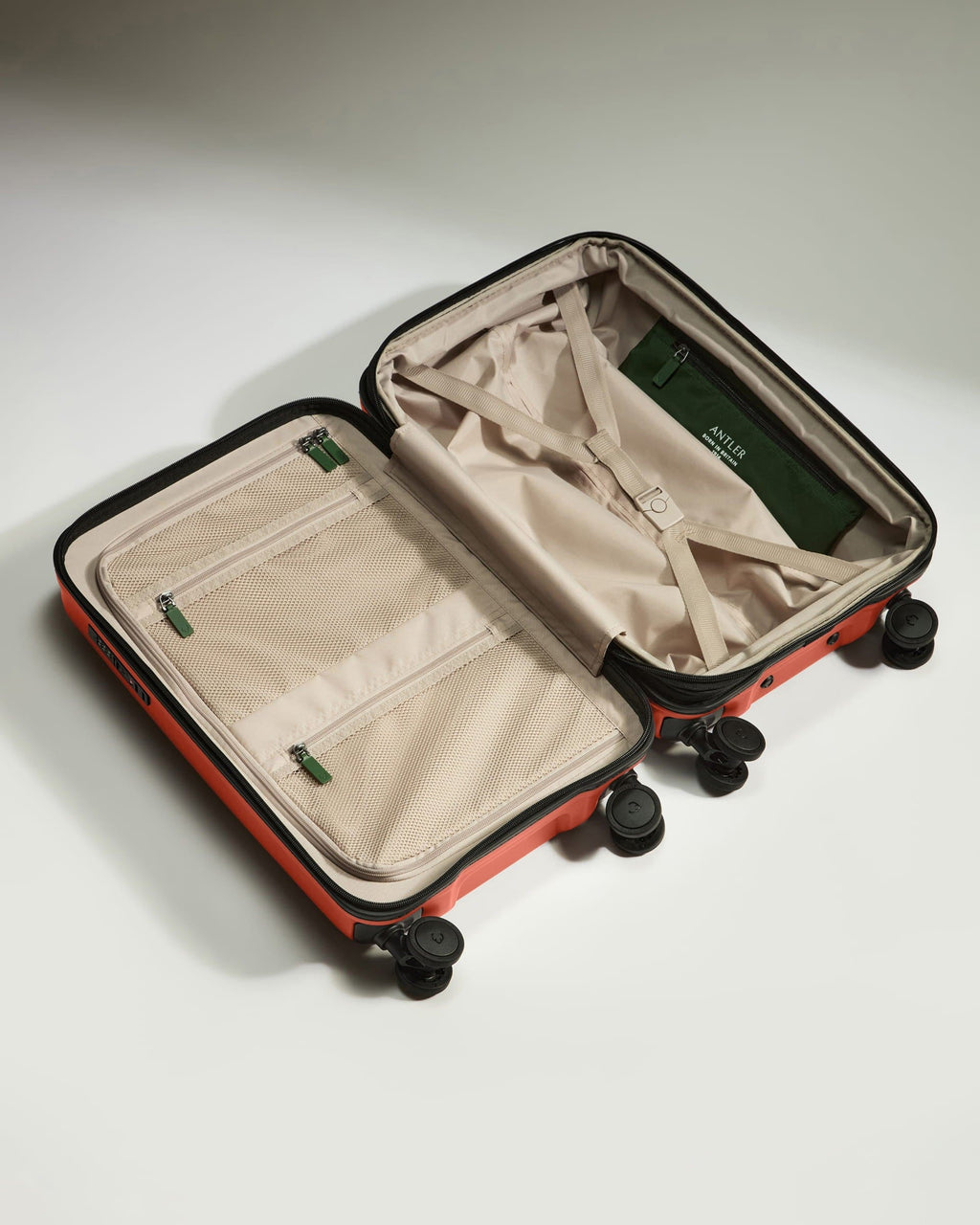 Expandable Cabin Suitcase in Buckthorn Red - Icon Stripe