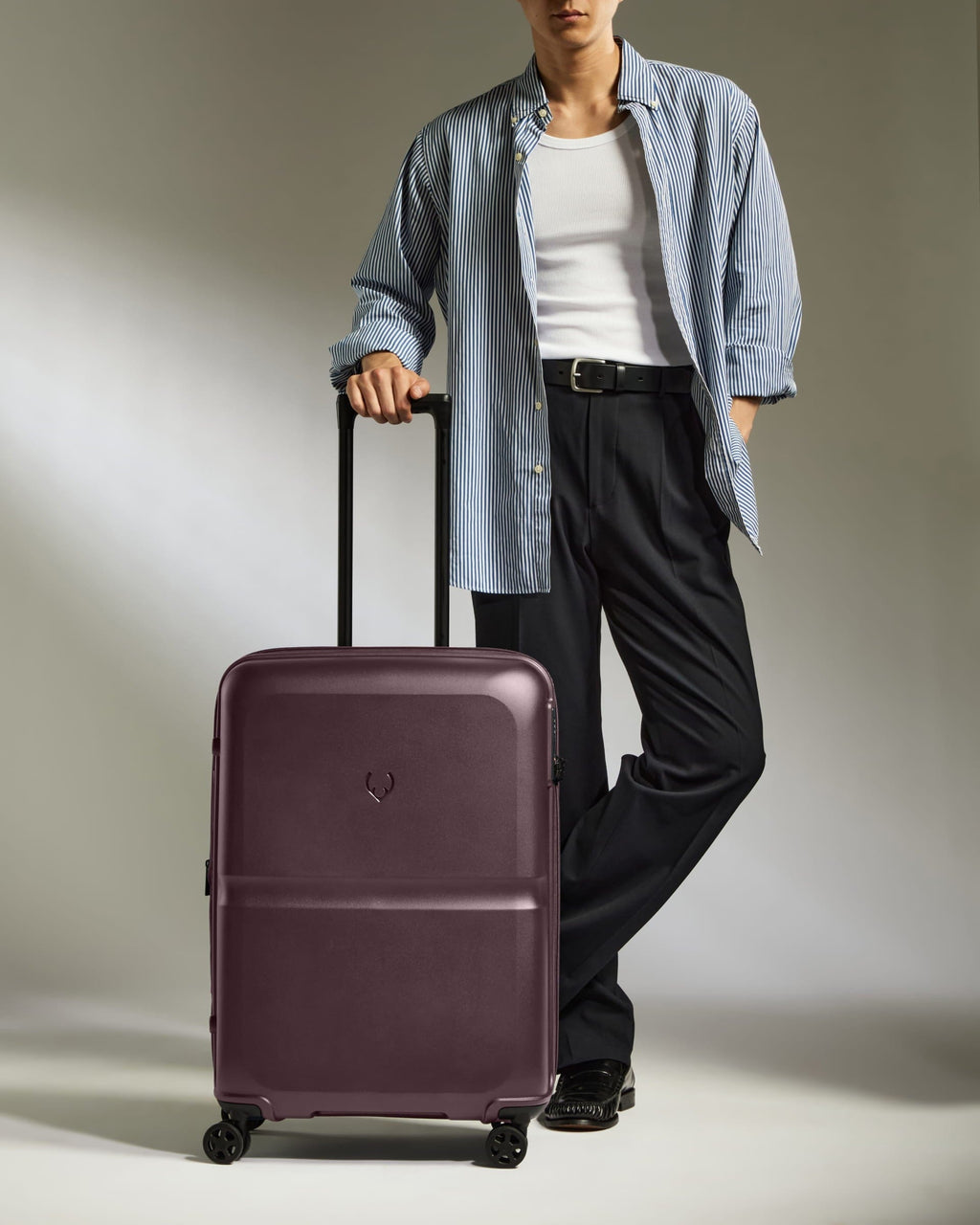Medium Suitcase in Lagoon Purple - Single Stripe