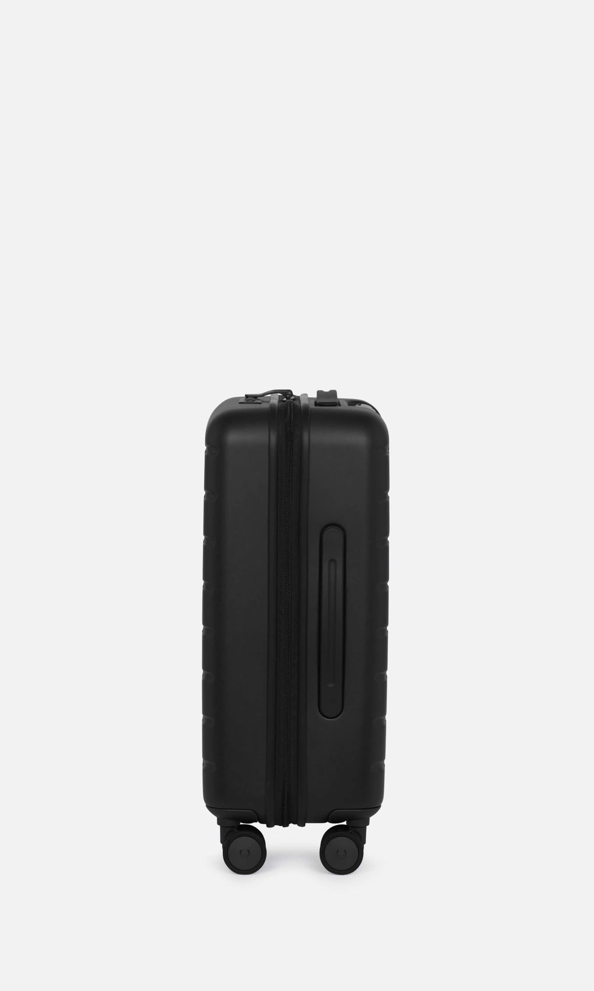 Cabin Suitcase in Midnight Black - Stamford 2.0