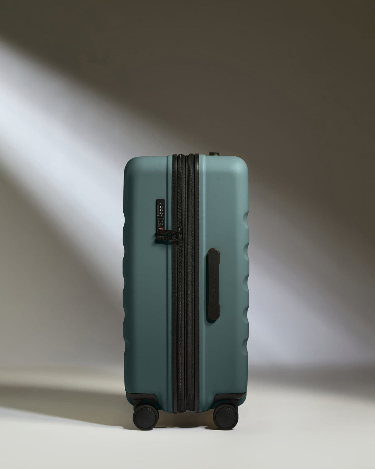 Suitcase Set in Glade Blue - Icon Stripe